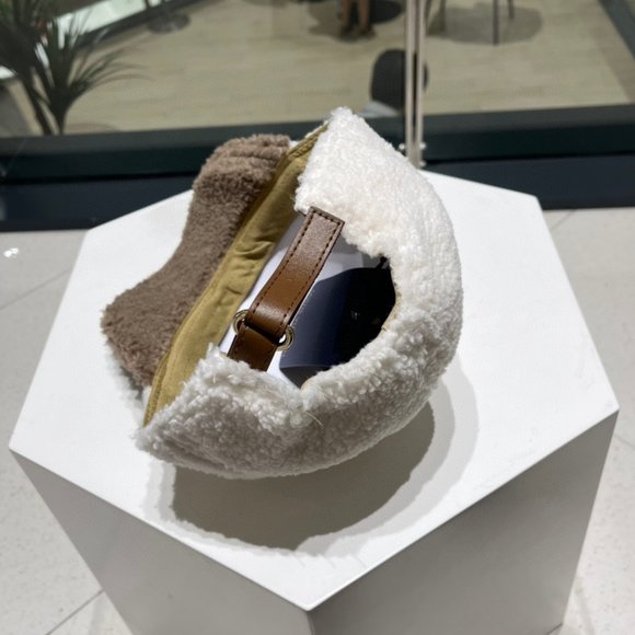 💎✨AUTHENTIC✨💎Louis Vuitton hat - Picture 8 of 8